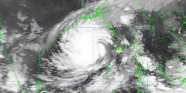 গভীর নিম্নচাপ: কক্সবাজার থেকে ৬৫০ কিমি দূরে
